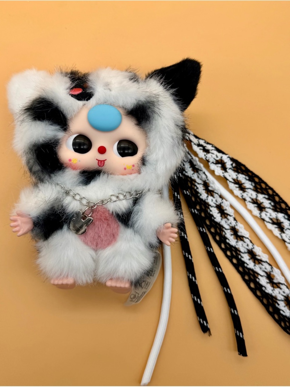 Kawaii Black & White Furry Doll Keychain with cord Accent - Picture 5 of 6